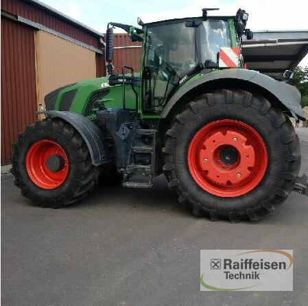 Traktor Fendt - 828 Vario S4 Profi