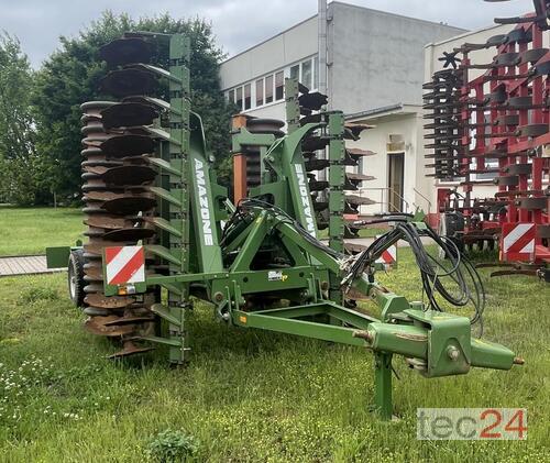 Amazone Catros 5001-2 Anul fabricaţiei 2013 Pragsdorf