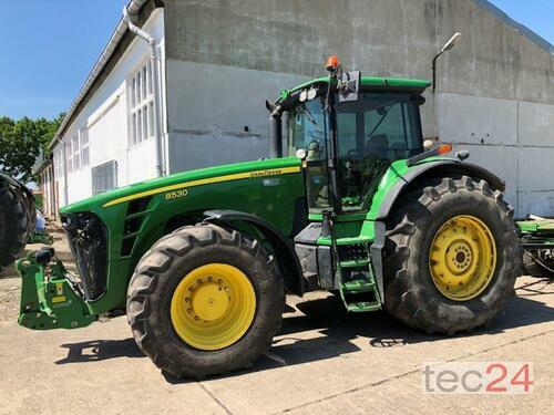 Traktor John Deere - 8530