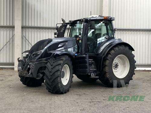Traktor Valtra - T214 Direct