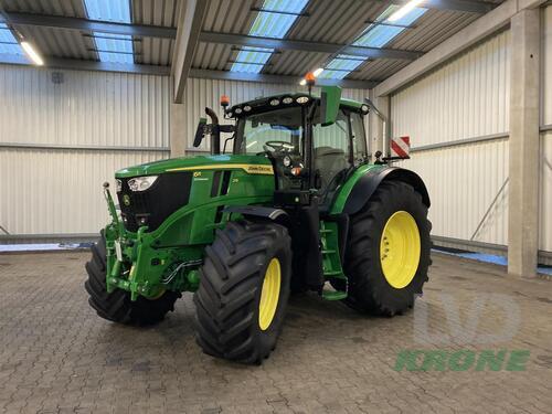 John Deere 6R 215
