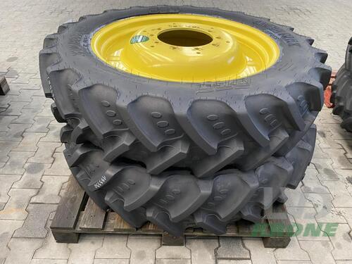 BKT 320/85R34