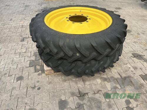 BKT 270/95R36 BKT