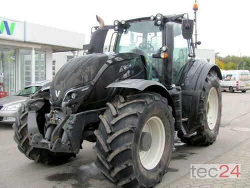 Traktor Valtra - T 214 Direct