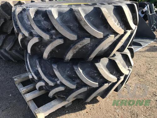 Vredestein 650/85R38