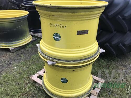 John Deere 23x34