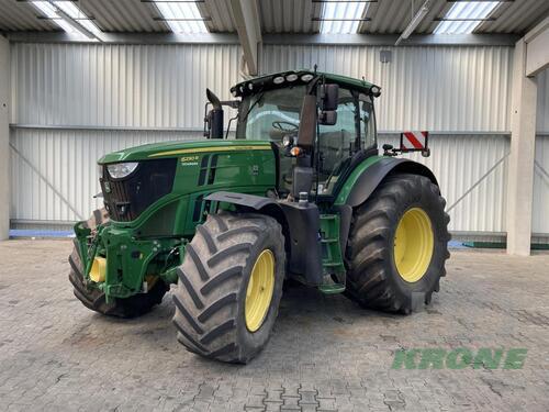 John Deere 6230R