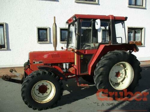 Traktor Case IH - 833
