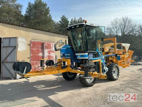 New Holland Braud Kirpy Year of Build 1997 4WD