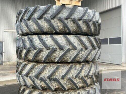 Claas XERION KOMPLETTRAD 520/85 R46