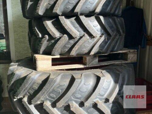 Claas 380/70 R24 + 480/70 R34 BKT
