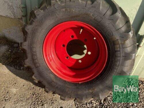 Fendt 320/65r16 107d  Mi     20   6 Jengen