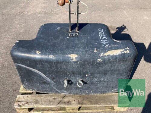 Frontgewicht 750 Kg Großweitzschen