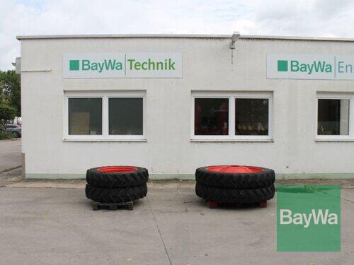 BKT 270/95 R32 + 270/95 R48 Έτος κατασκευής 2023 Straubing